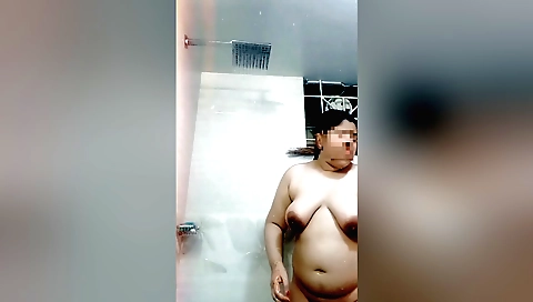 Indian slut in sexy bikini showing her big booty in the shower