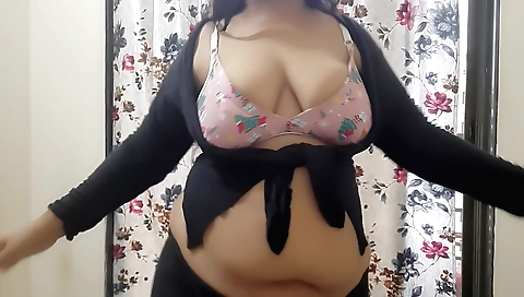 Horny brunette amateur video with herself masturbating