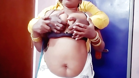 Indian tanned body girl in indian telugu gets fucked