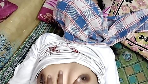 Indian teen with hairy pussy and a leggy body is fucked