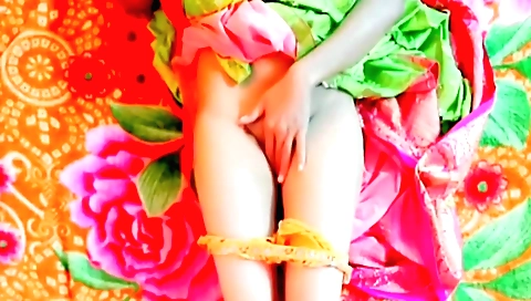 Indian girl with a sexy body is having fun in her room