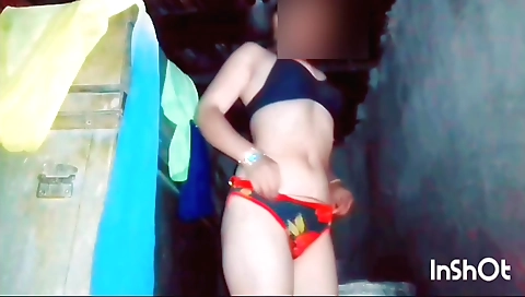 Amateur video with just her pussy being massaged and fucked