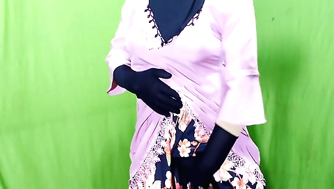Hindu muslim housewife fucks her neighbor's husband