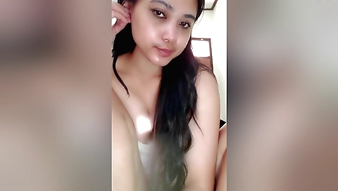 Indian slut with a sexy body is sucking and fingered