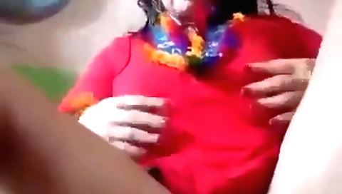 Sexy brunette milf video solo video show her pussy