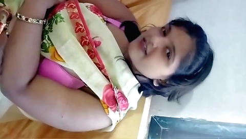 Indian pornstar fucks her hairy pussy in hd porn movie