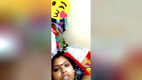 Bhabhi in a sexy amateur webcam video with her hairy pussy