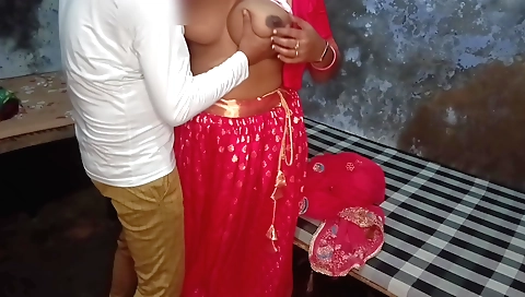 Indian girlfriend riding and getting fucked in bed