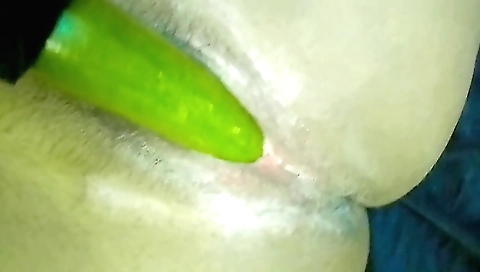 Amateur girl with a small tits takes cumshot on face