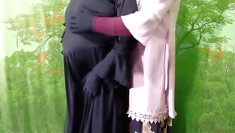 Indian girl with a sexy body has first time sex in her life