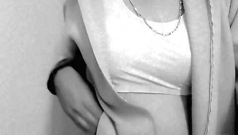 Indian video sex with her boyfriend in a solo video