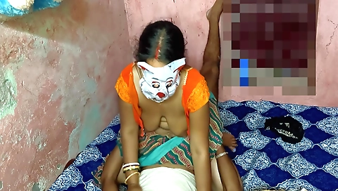 Indian bimbo with a big ass and big boobs in bikini
