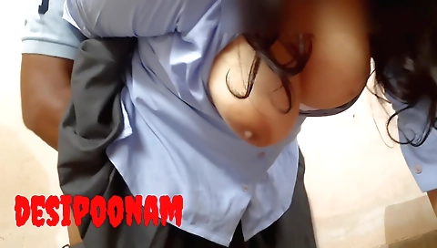 Indian webcam amateur video with poonam and her dick