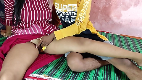 Indian brunette babe with big boobs gets a hard on