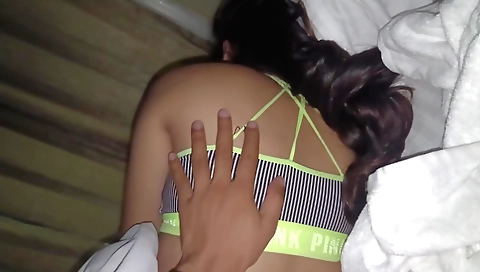 I want to watch my webcam boyfriend fucking my hairy pussy