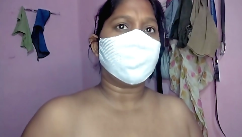 Indian amateur brunette fucked hard in the sex stall