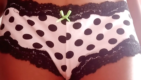 Indian teen 18+ seduces and seduces a lover in her private room