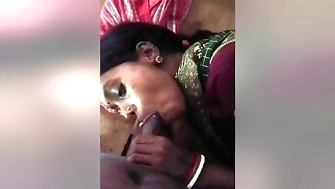 hairy pussy porn movie with a sexy woman on the bed