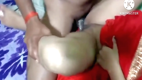 Indian amateur milf with a small tits fucked by a guy