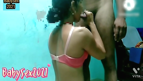 Brunette teen 18+ gets fingered and fucked in the camera