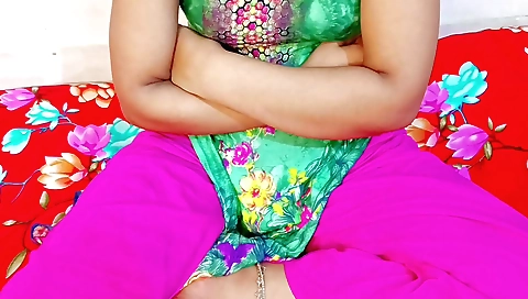 Amature indian solo female video 27992f83f72d9b054a2961d4b1e98152