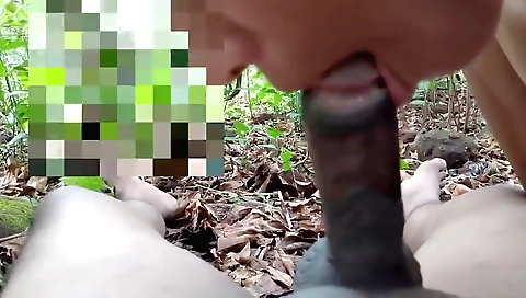 Outdoor amateur fuck with tiny brunette and big cock