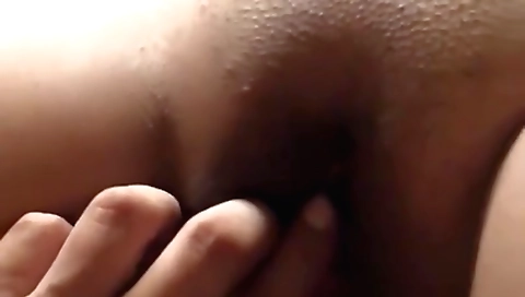 chubby girl fingering herself and getting a nice round ass