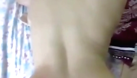 Indian babe gives a new lover and fucks him with her lips