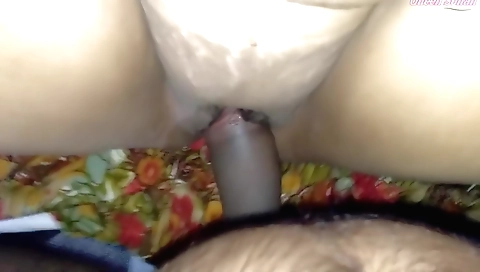 Indian hottie with fat body is fucked in amateur video