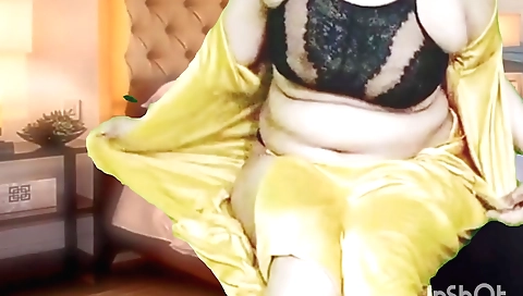 Chubby brunette mom with a big booty shows off her body