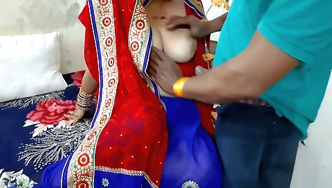Indian amateur brunette sucking her pussy and pussy lips