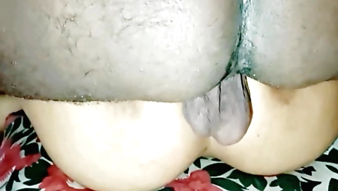 Indian babe gets fucked hard in a closeup hd video