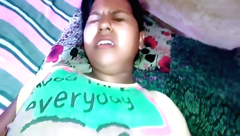 Indian girl with small titties in her clothes doing xxx