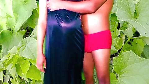 Indian girl has a beautiful body and a sexy sex in the bedroom
