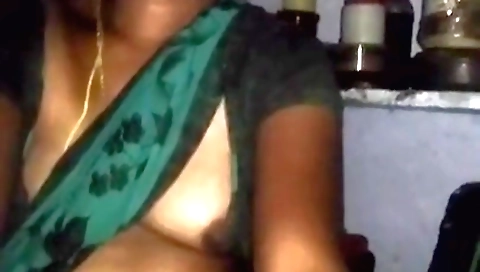 Indian aunt gets a handjob and a good dick in her hairy pussy