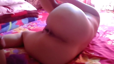 Indian amateur webcam video shows a guy with a big cock