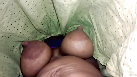 A sexy amateur indian porn video with a hot chick 18+