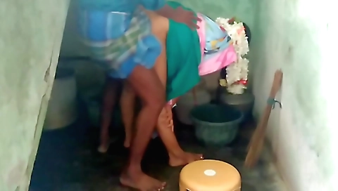 Indian brunette girlfriend gets fucked while he has sex