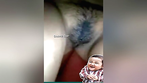 Hairy amateur brunette shows her hairy pussy on webcam