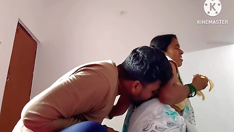 Bhabhi apne devar ka sar ki mas jhich aap bhabhi aaj khush he he hoi