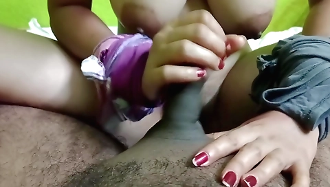 Hairy indian babe gets fucked in this hand job movie