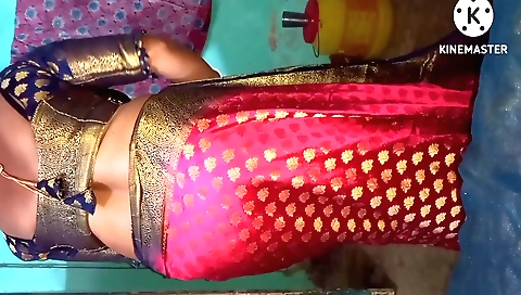 Indian girl fucks herself with a dildo in a solo video