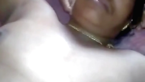 Amateur brunette 45+ indian hottie showing us hairy pussy