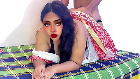 Big ass amateur brunette gets fucked in missionary position